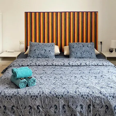 Arriba, Casa-la-costa *